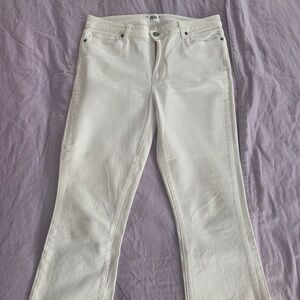 Like new Paige white jeans flare at the bottom